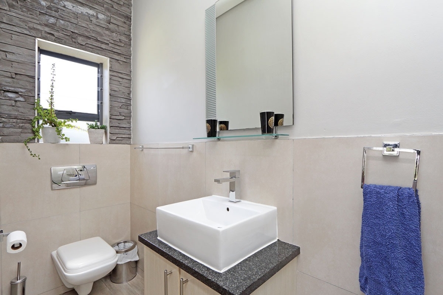 4 Bedroom Property for Sale in Parklands North Western Cape